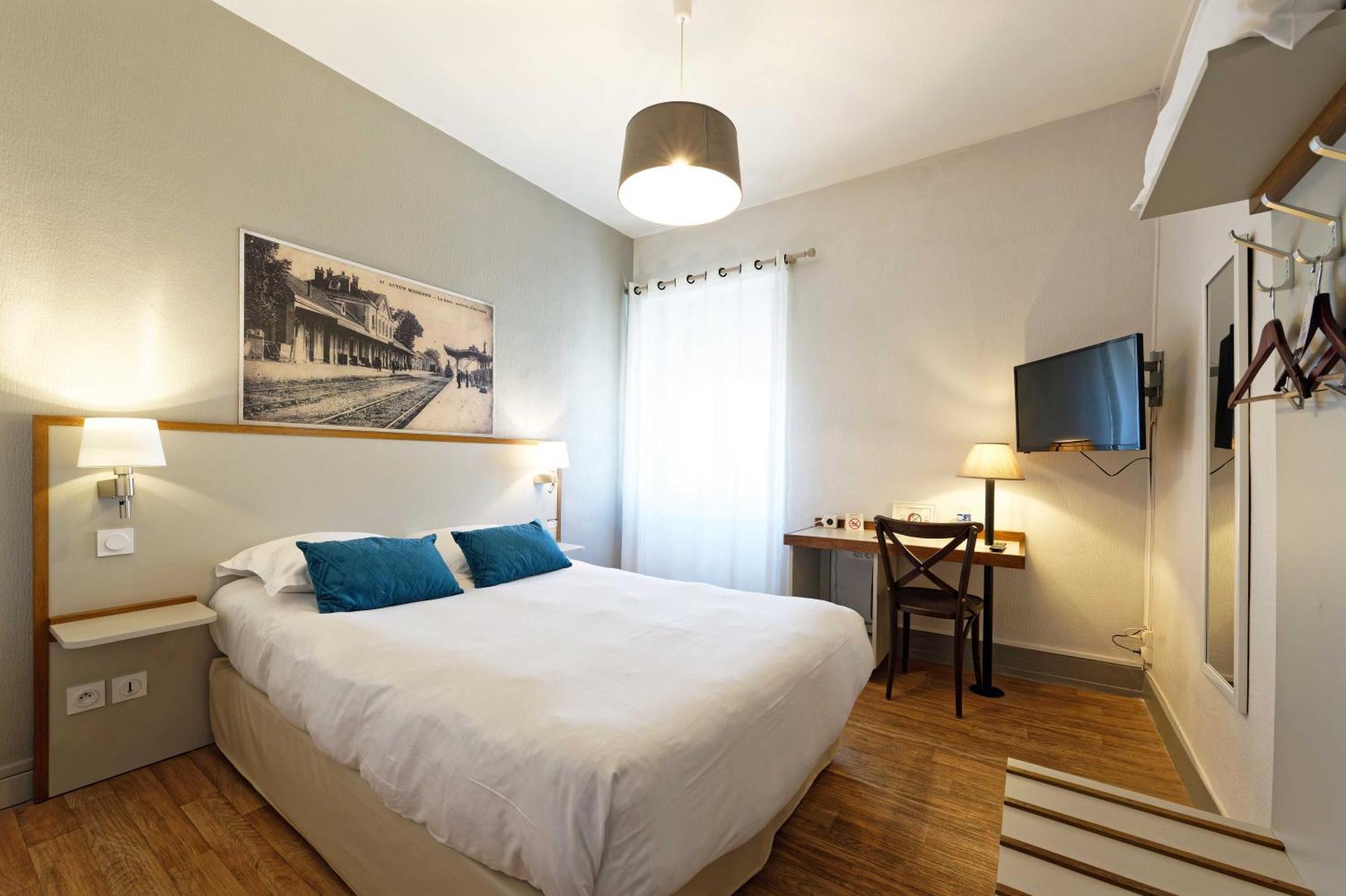 Contact Hotel Du Commerce Et Son Restaurant Cote A Cote Autun Δωμάτιο φωτογραφία